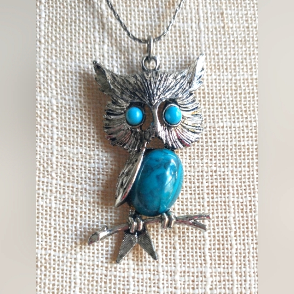 Vintage Faux Turquoise Owl Pendant - Silver Plate Necklace